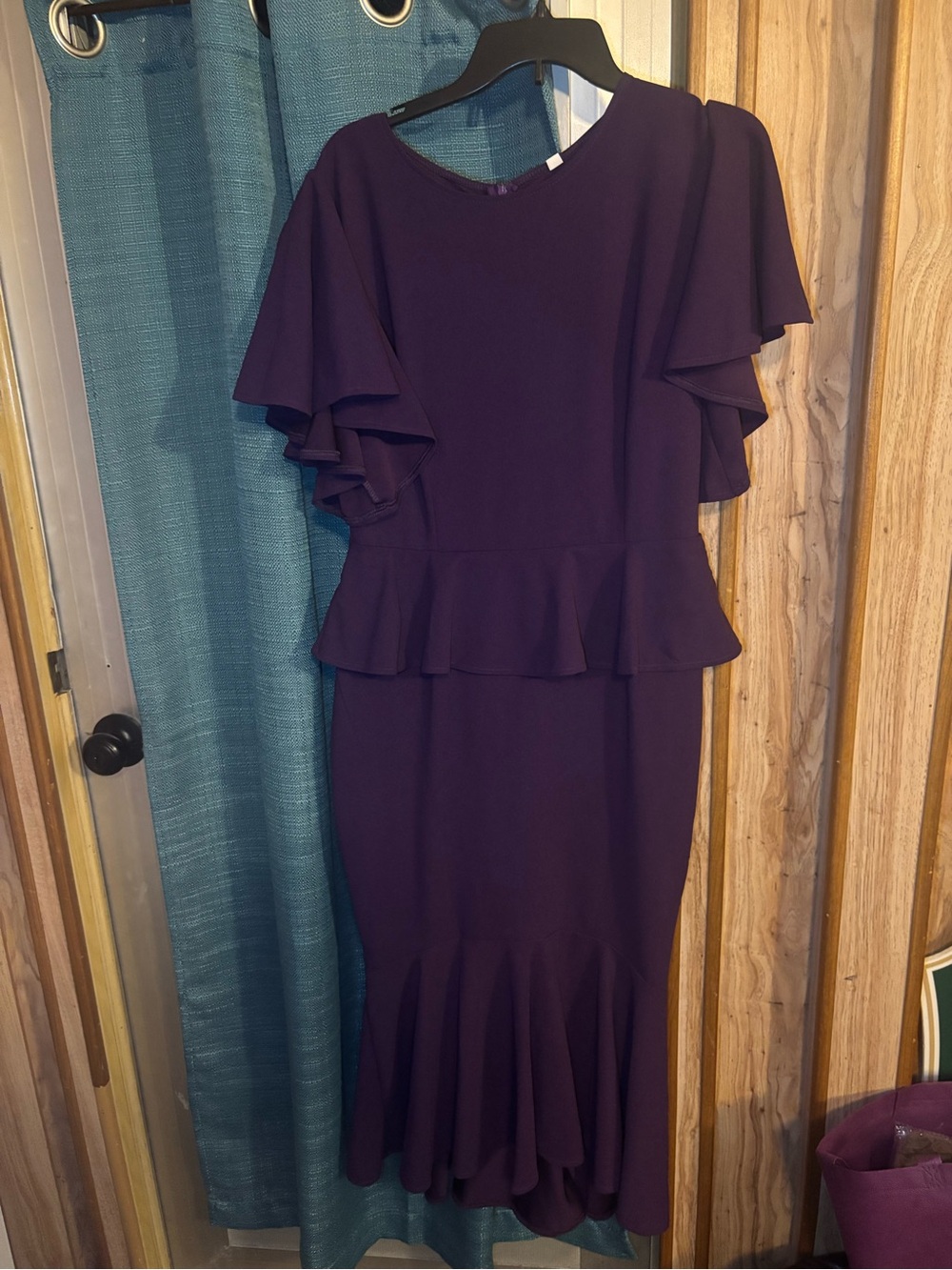 Women's Ruffled Peplum Midi Dress - Deep Purple